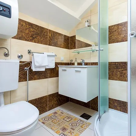 Appartement Apartments&rooms Maris *